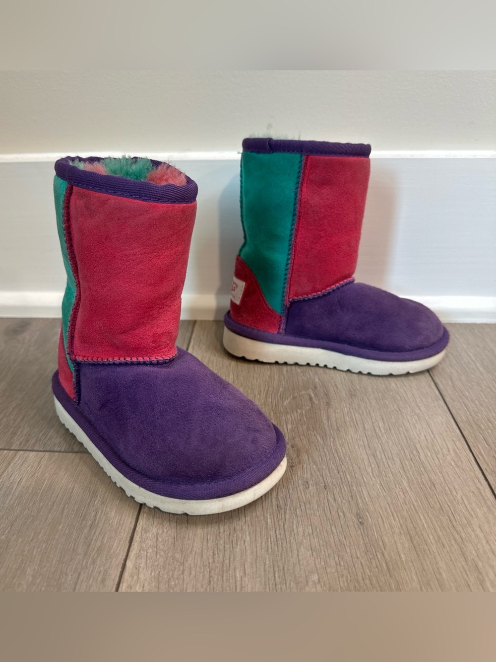 Uggs Girl’s Size 8 (toddler) 3151T Classic Patchwork Color Block Suede Boots